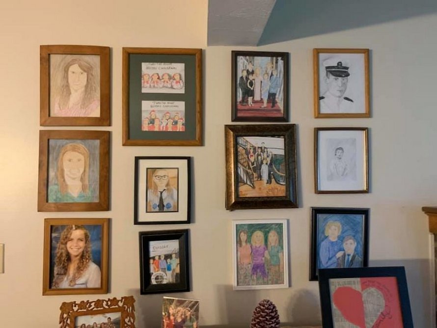 Les dessins au crayon. amusants